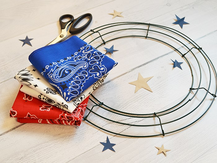 Patriotic Bandana Wreath Craft DIY Tutorial Blog