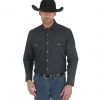 Wrangler Men's Premium Performance Advanced Comfort Cowboy Cut Shirt, MACW03H