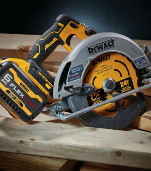 20V Max 7 1/4 in Brushless Cordless Circular Saw with Flexvolt Advantage Bare Tool
