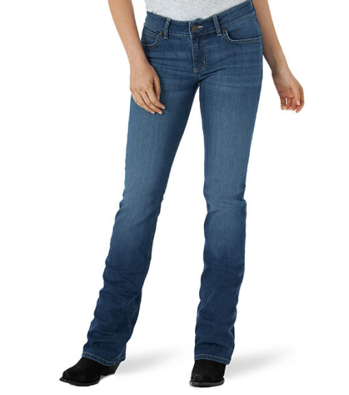 Wrangler Retro Ladies Essentials Mid Rise Boot Cut Jean, 09MWZXN ...