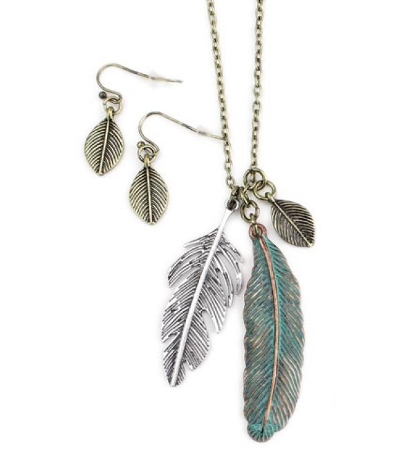 WYO-Horse, Ladies' Patina Feather Cluster Necklace & Earring Set ...