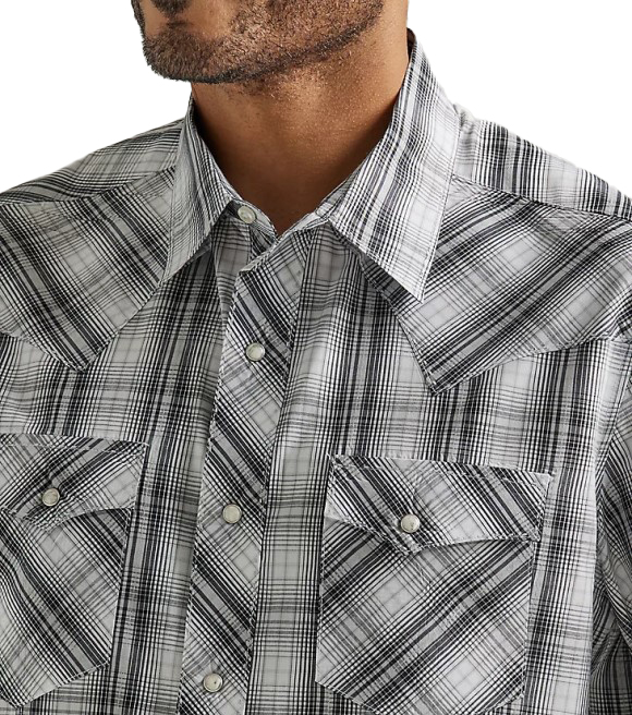 Wrangler, Men's Grey Western Fashion Plaid Snap Short Sleeve Shirt ...