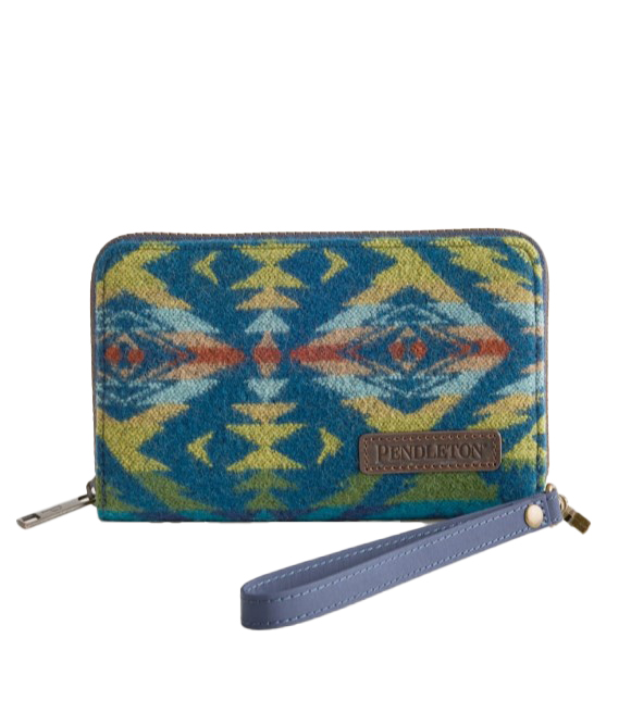 Pendleton deals wristlet