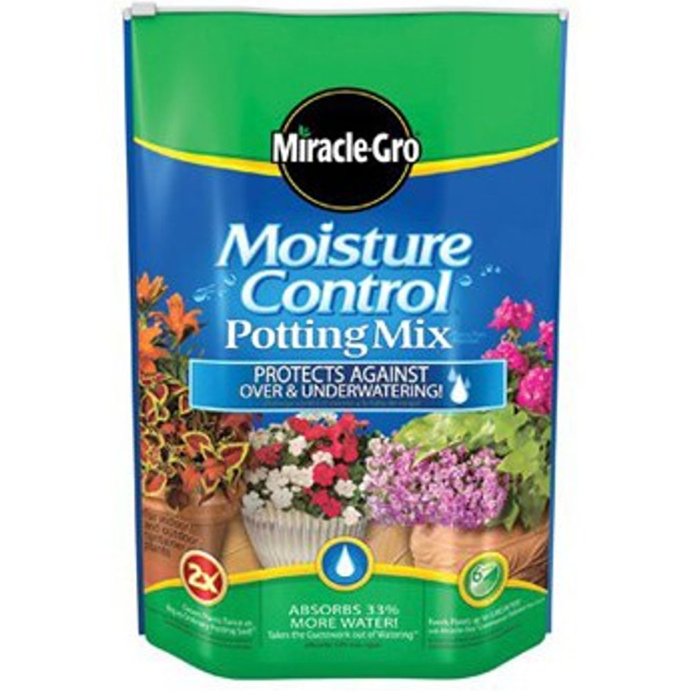 Miracle-Gro Moisture Control Potting Mix 8 qt.