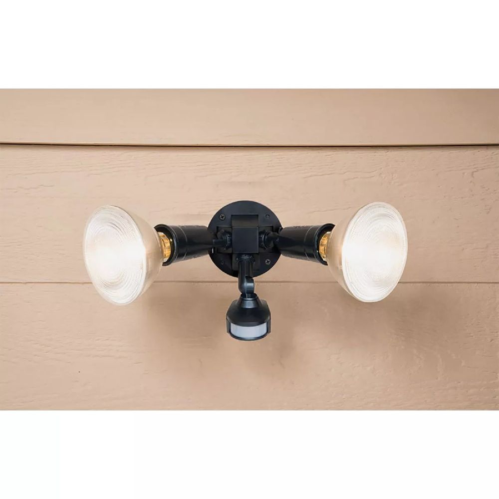 Halo, Black Motion Sensing Dusk To Dawn Incandescent Floodlight Fixture