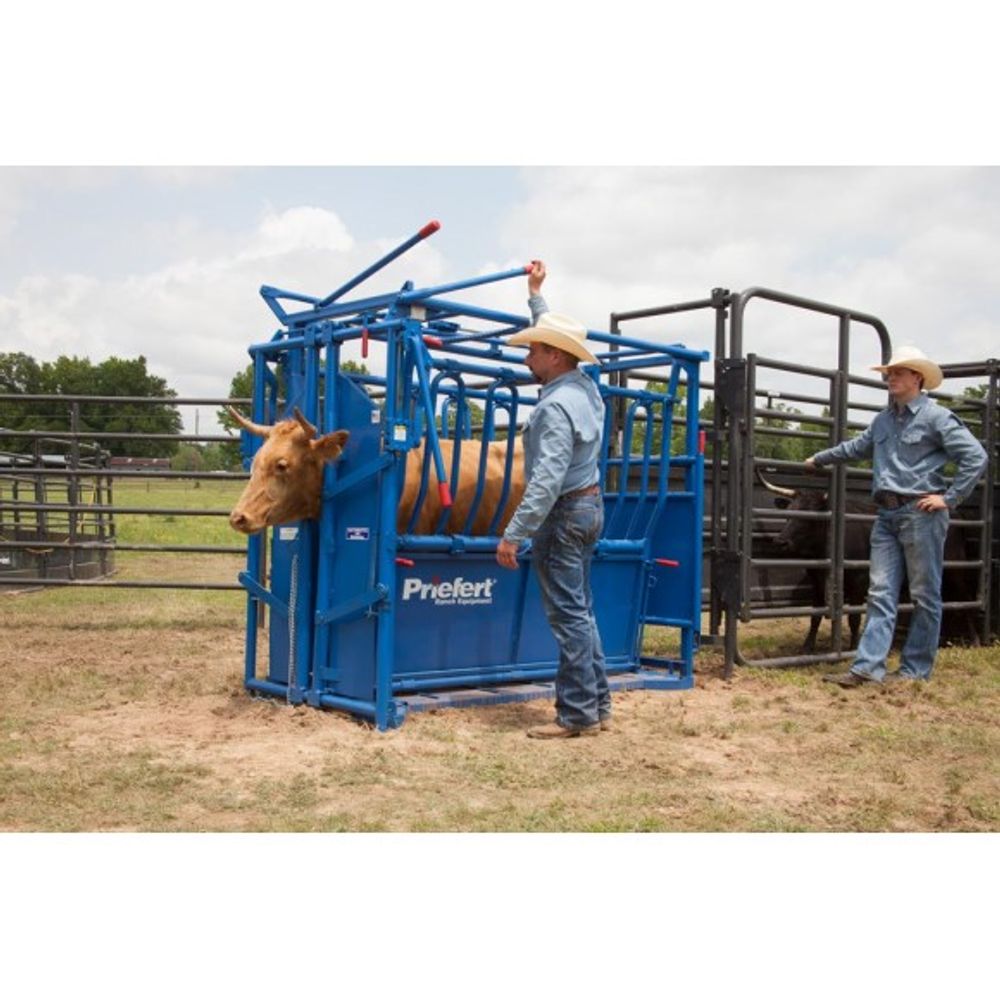 Priefert, Rancher Squeeze Chute