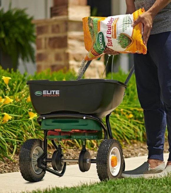 Scotts Turf Builder SummerGuard Lawn Food