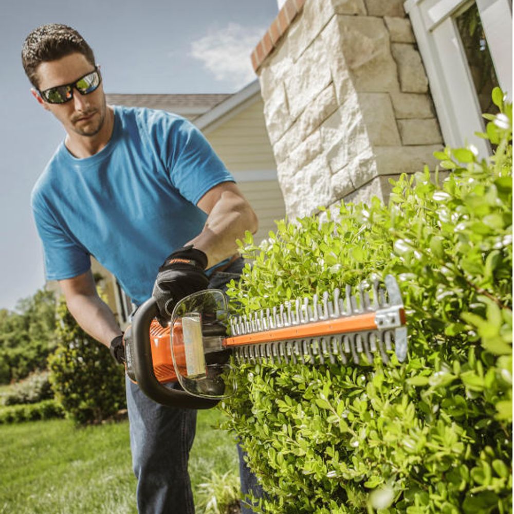 STIHL, Double Sided Lithium-Ion Hedge Trimmer