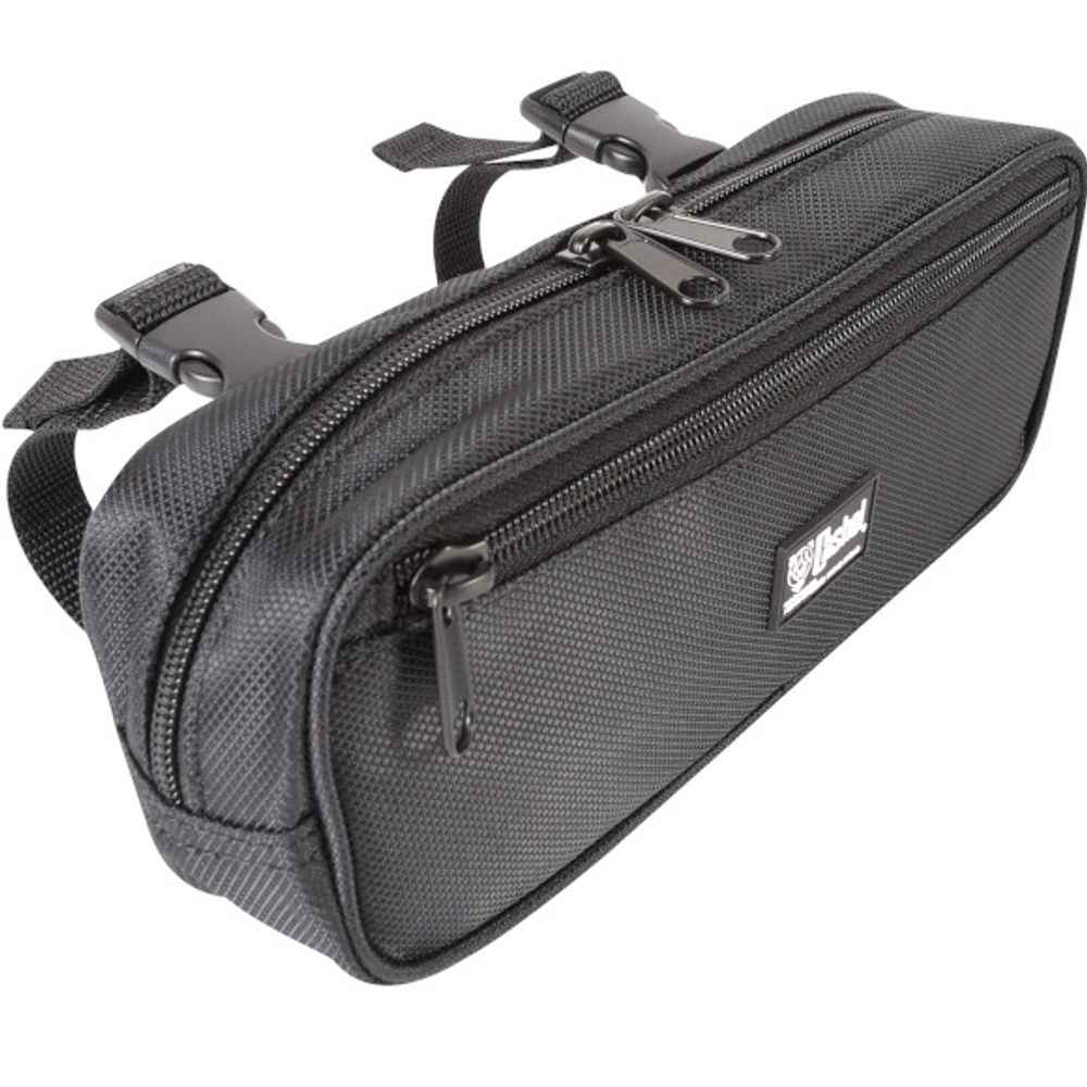 Cashel, Pommel Bag
