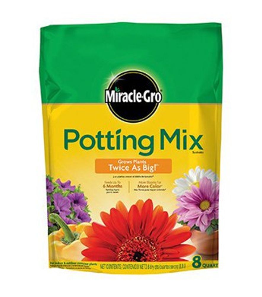 Miracle-Gro Potting Mix 8 qt.