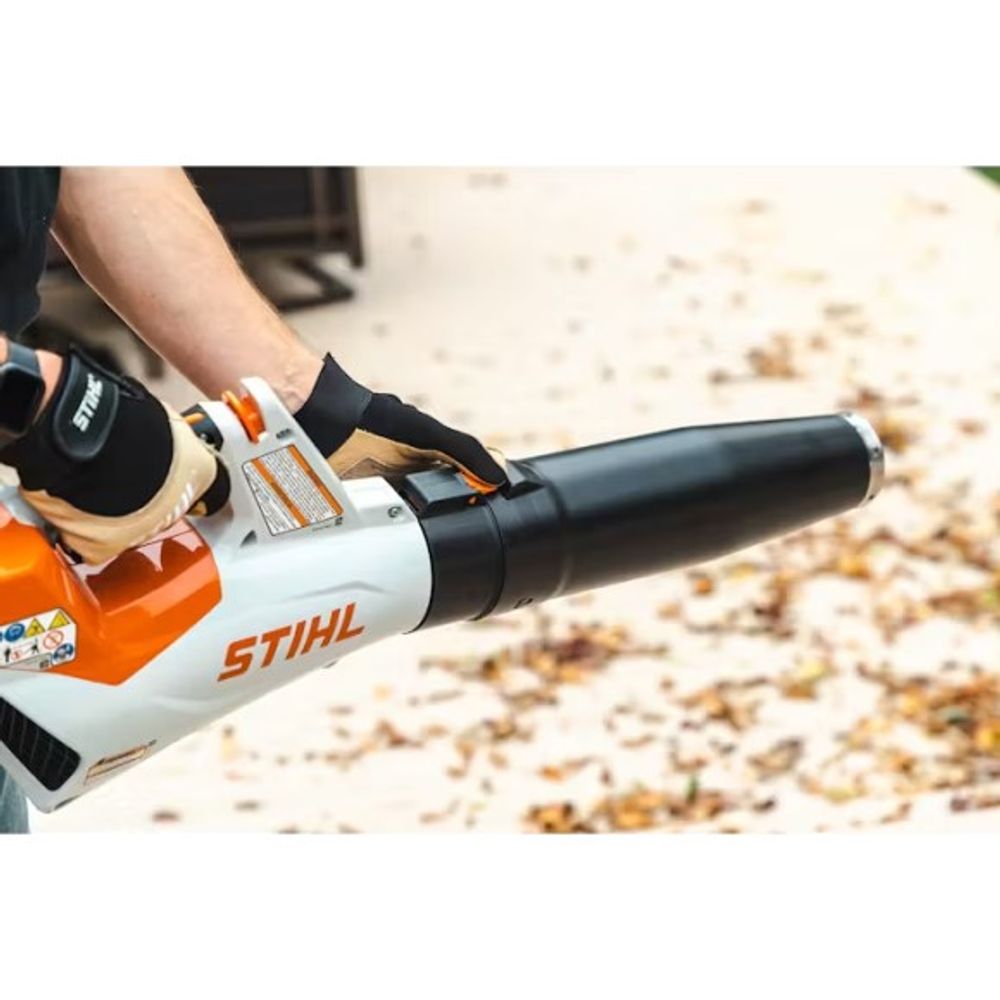 STIHL, BGA 60 with AK 30 Battery Powered Blower