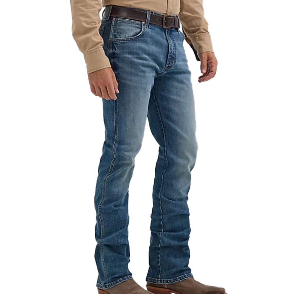 Wrangler, Men's Bryson Retro Slim Fit Bootcut Jeans, 112358238