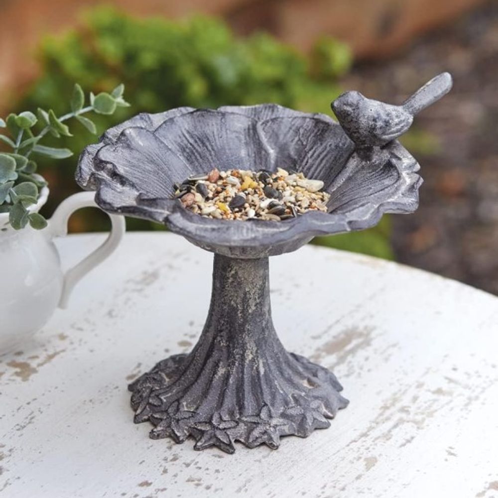 CTW Home Collection, Colonial Tin Works Tabletop Feeder
