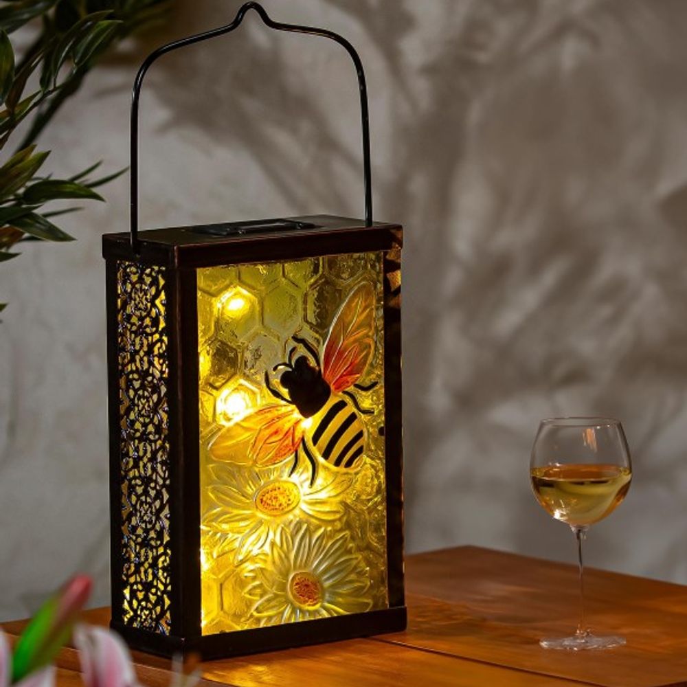 Evergreen, Bumble Bee Lantern