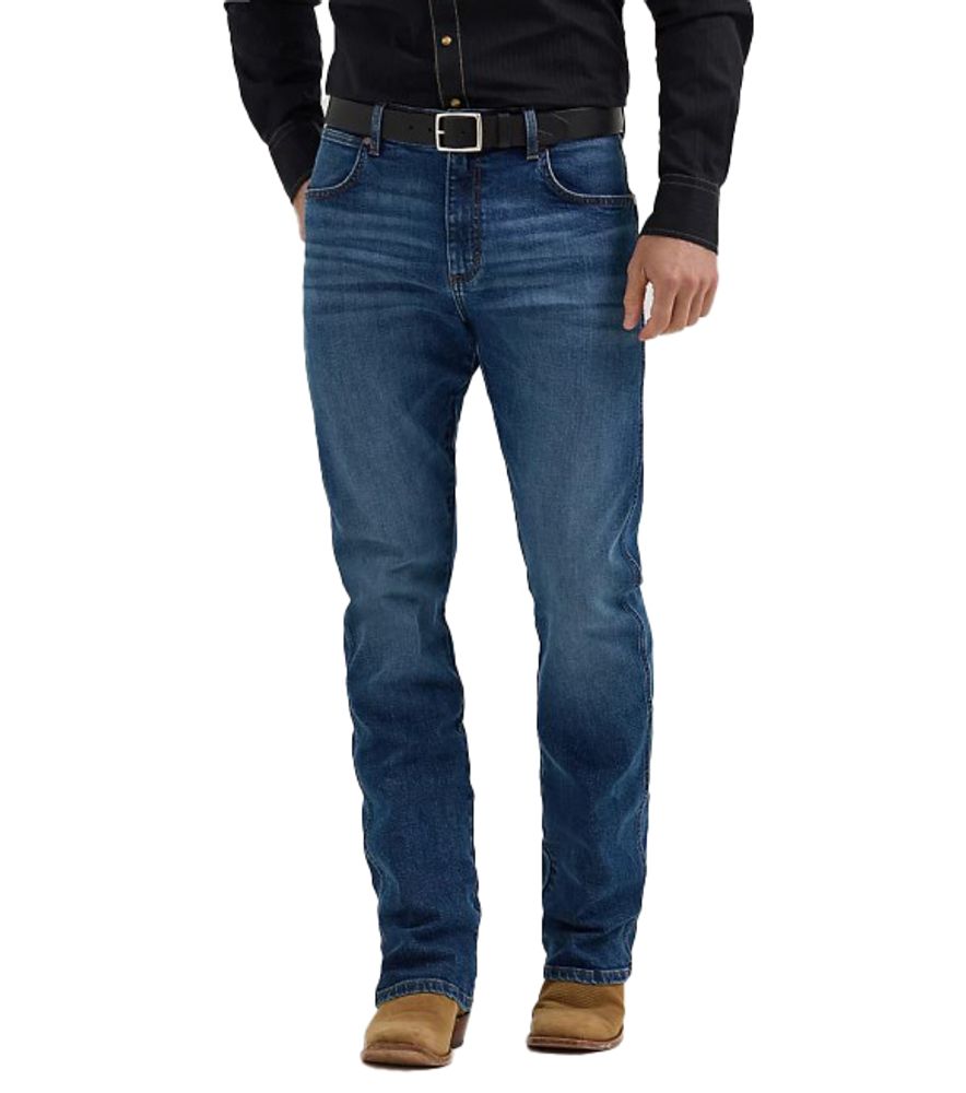 Wrangler, Men's Retro Relaxed Fit Bootcut Jean