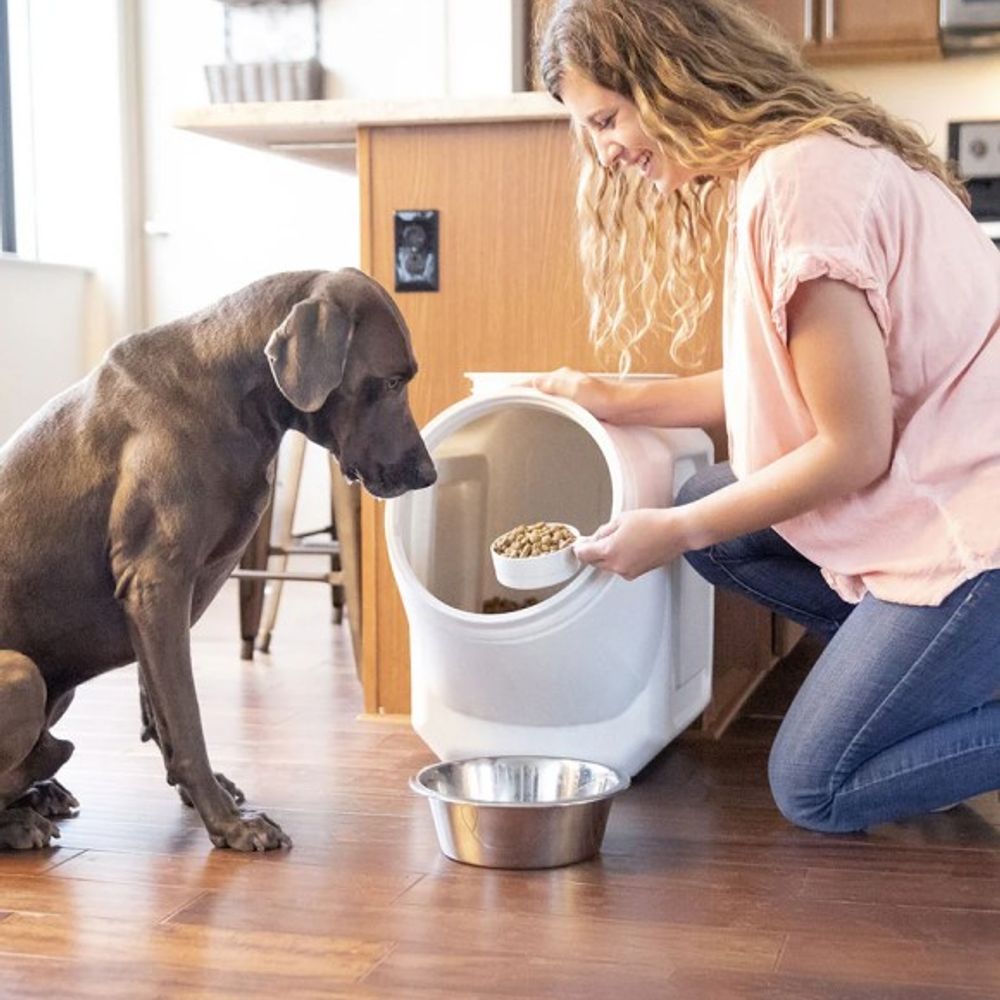 Vittles Vault, Outback Stackable Pet Food Storage Container, 60 lb