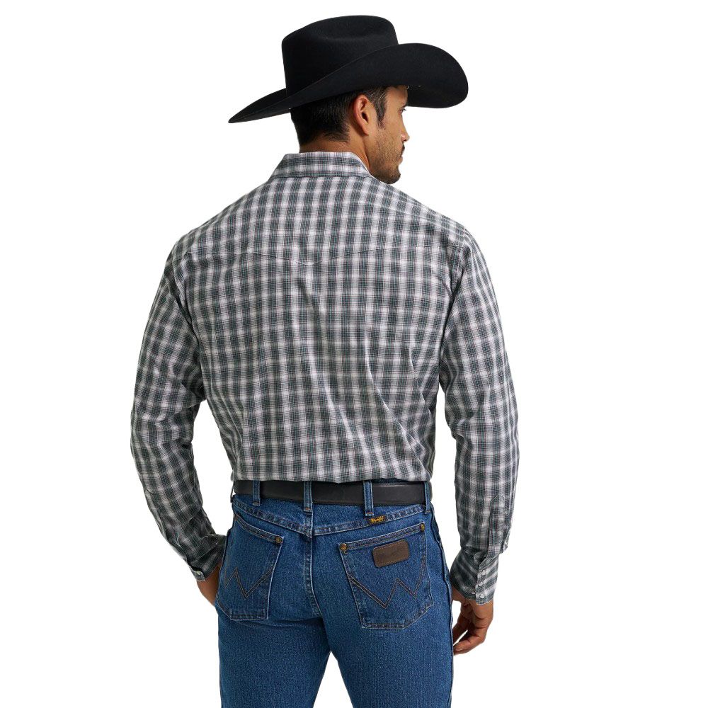 Wrangler, Men's Smoky Sea Wrinkle Resist Long Sleeve Western Snap Plaid Shirt