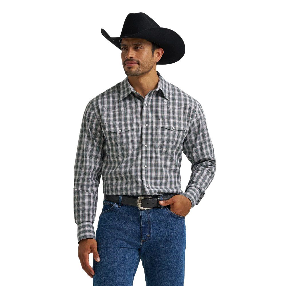 Wrangler, Men's Smoky Sea Wrinkle Resist Long Sleeve Western Snap Plaid Shirt