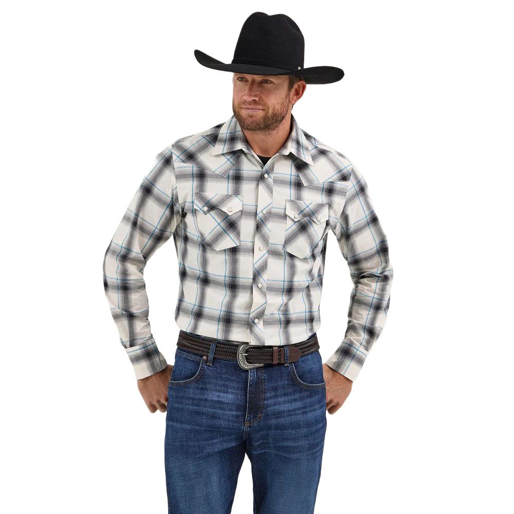 Wrangler, Men's Cream Contrast Retro® Long Sleeve Sawtooth Snap Pocket Western Shirt