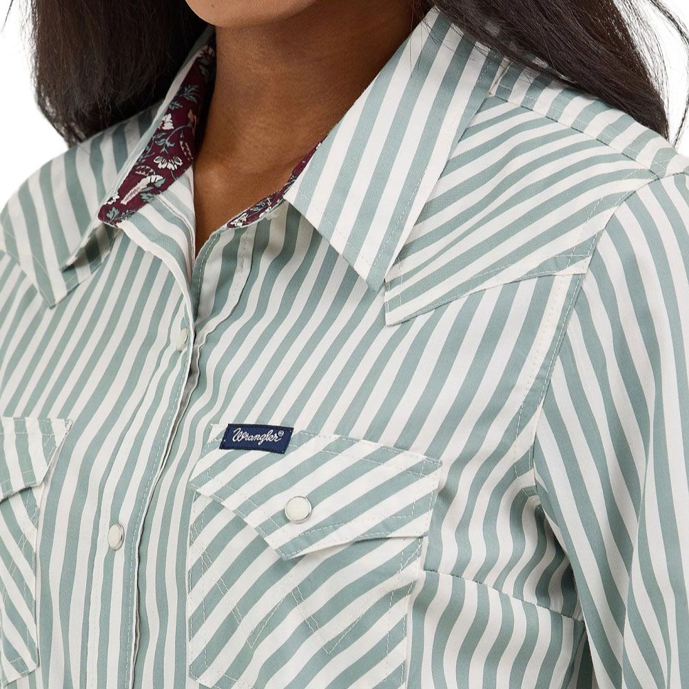 Wrangler, Ladies Sage Stripe All Occasion Western Snap Shirt