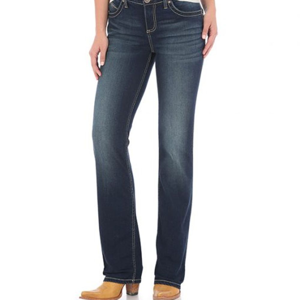 Wrangler, Ladies' Q-Baby Ultimate Riding Bootcut Jean, WRQ20NR