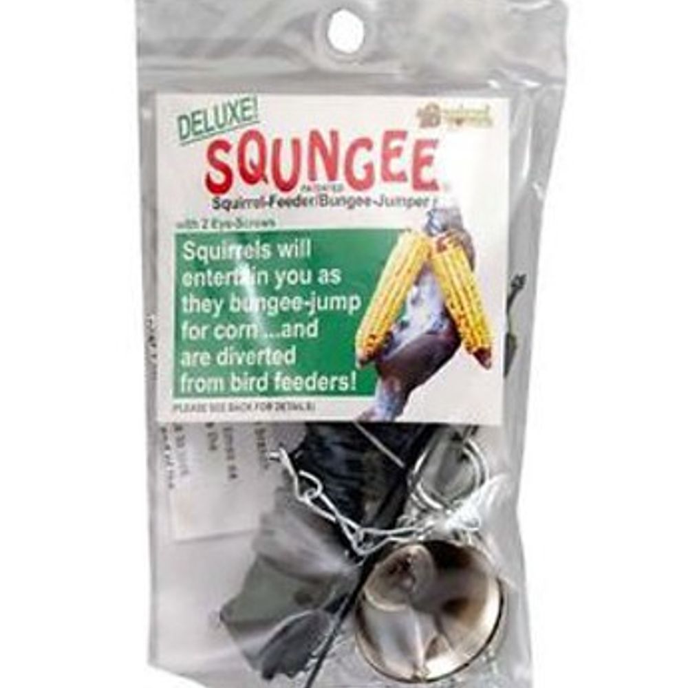 Songbird Essentials, Deluxe Bungee Squirrel Feeder 
